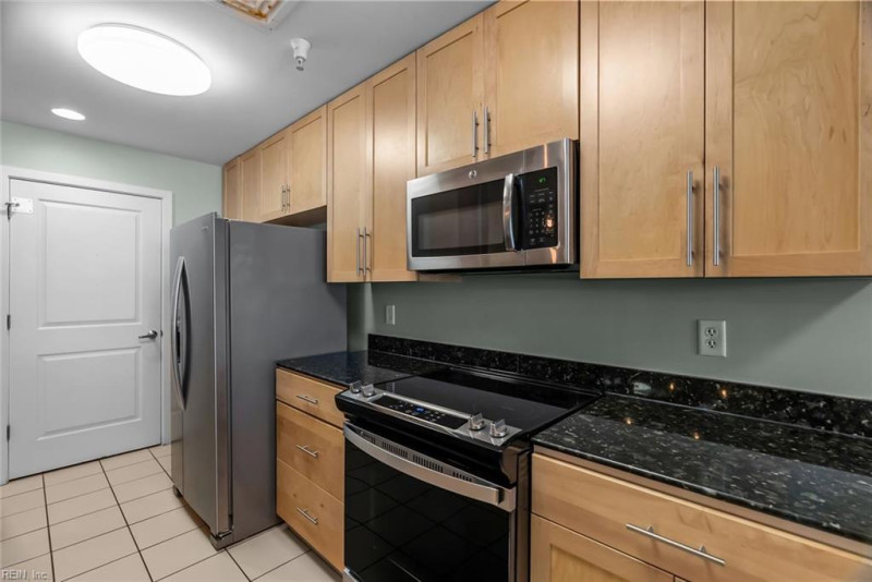 Photo 10 of 37 residential for sale in Virginia Beach virginia