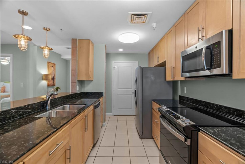 Photo 12 of 37 residential for sale in Virginia Beach virginia