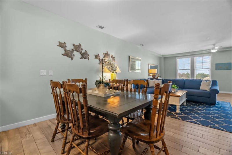Photo 15 of 37 residential for sale in Virginia Beach virginia