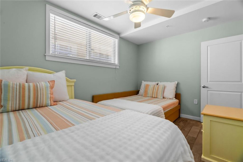 Photo 31 of 37 residential for sale in Virginia Beach virginia