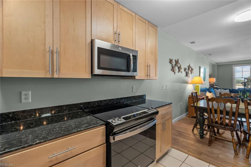 Photo 9 of 37 residential for sale in Virginia Beach virginia
