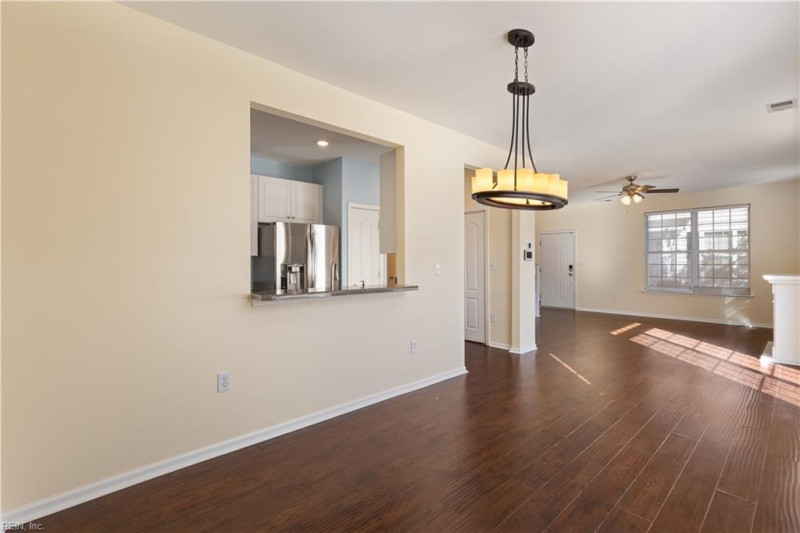 Photo 10 of 29 residential for sale in Virginia Beach virginia