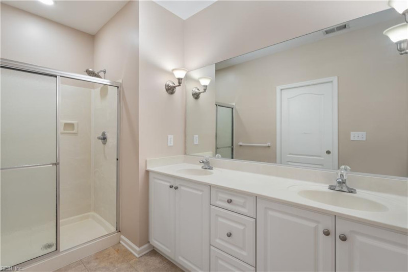 Photo 19 of 29 residential for sale in Virginia Beach virginia