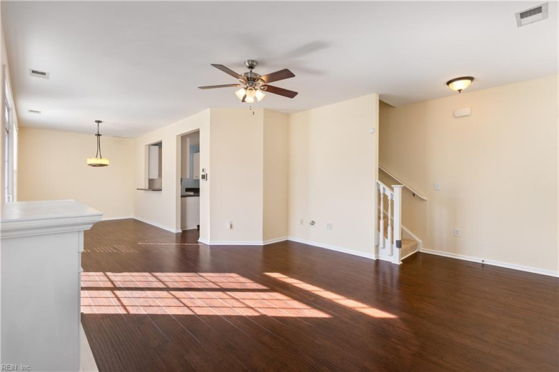 Photo 7 of 29 residential for sale in Virginia Beach virginia