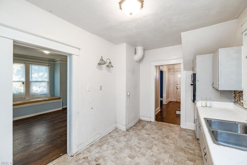 Photo 15 of 49 residential for sale in Norfolk virginia