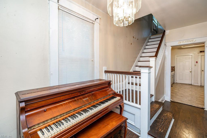 Photo 23 of 49 residential for sale in Norfolk virginia
