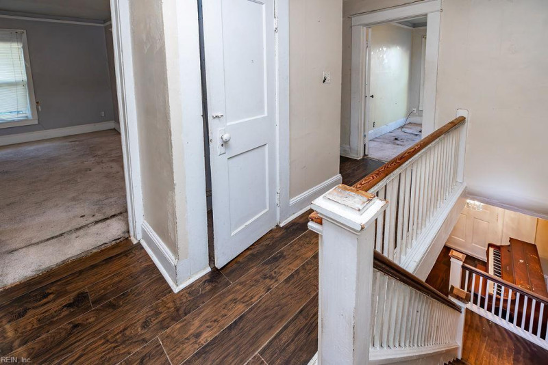Photo 25 of 49 residential for sale in Norfolk virginia