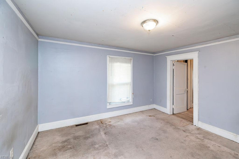 Photo 32 of 49 residential for sale in Norfolk virginia