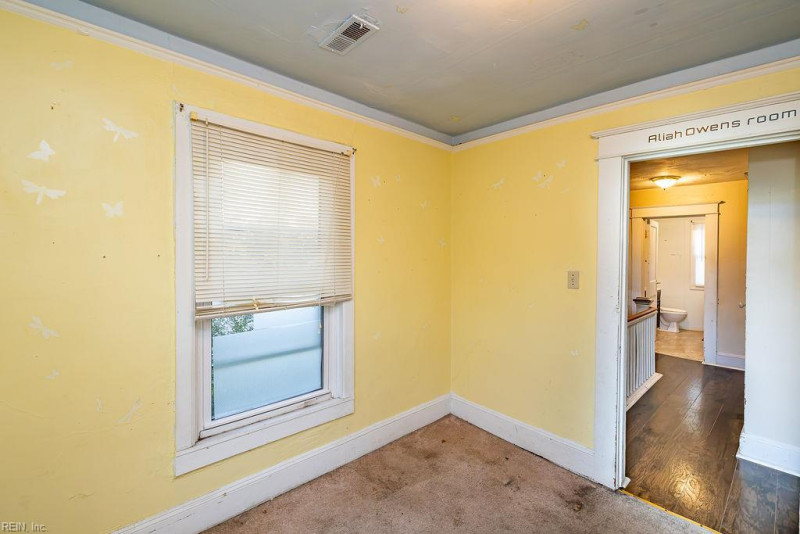 Photo 40 of 49 residential for sale in Norfolk virginia