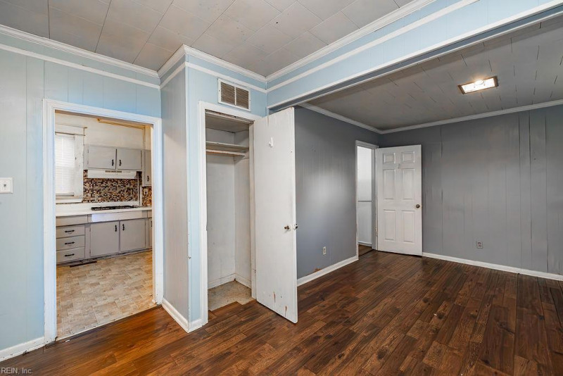 Photo 8 of 49 residential for sale in Norfolk virginia
