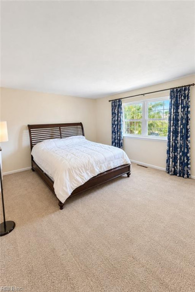 Photo 12 of 19 residential for sale in Virginia Beach virginia