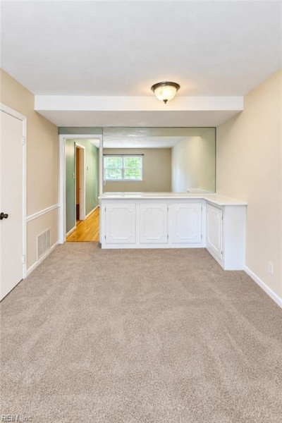 Photo 6 of 19 residential for sale in Virginia Beach virginia