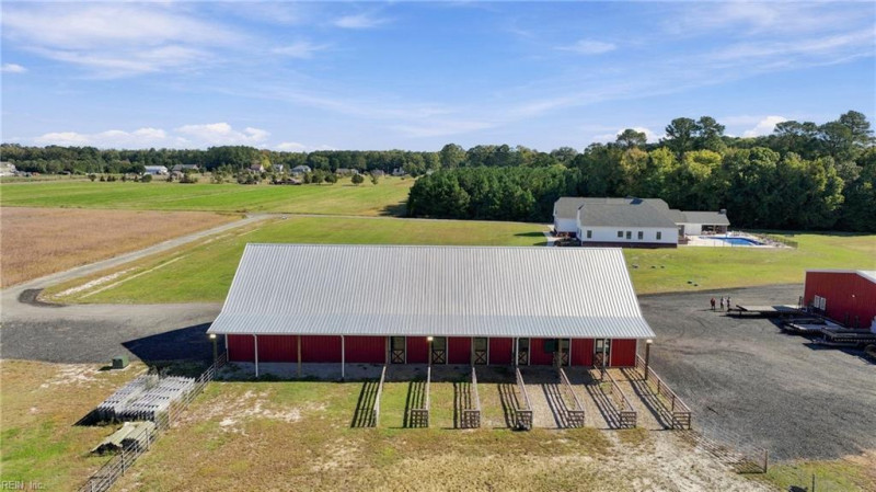 Photo 16 of 49 residential for sale in Chesapeake virginia