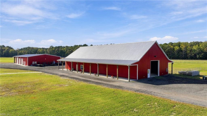 Photo 3 of 49 residential for sale in Chesapeake virginia