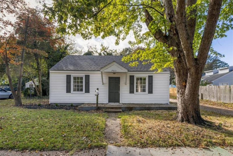 Photo 1 of 26 residential for sale in Norfolk virginia