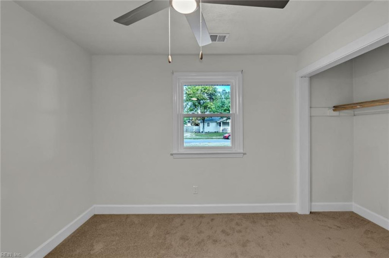 Photo 18 of 34 residential for sale in Norfolk virginia
