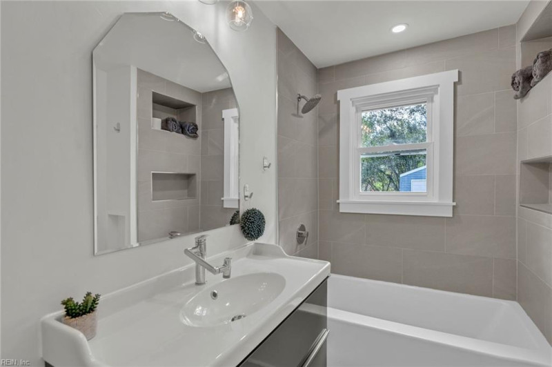 Photo 24 of 34 residential for sale in Norfolk virginia