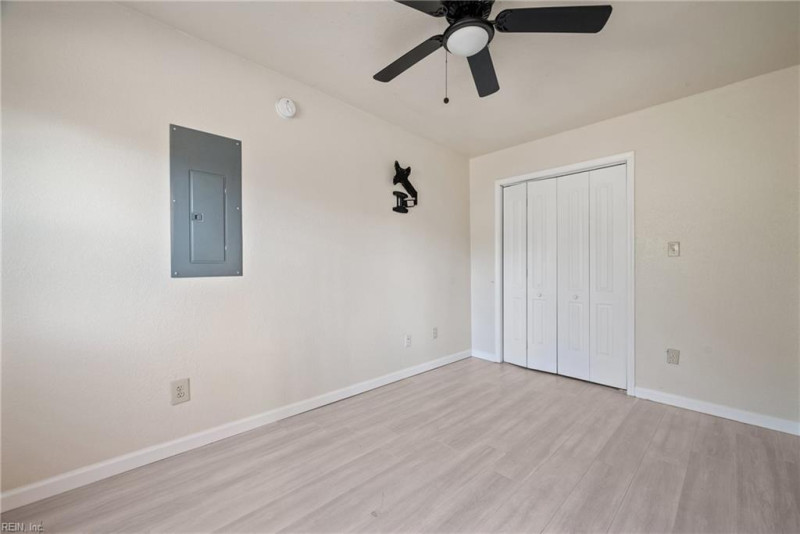 Photo 12 of 20 residential for sale in Hampton virginia