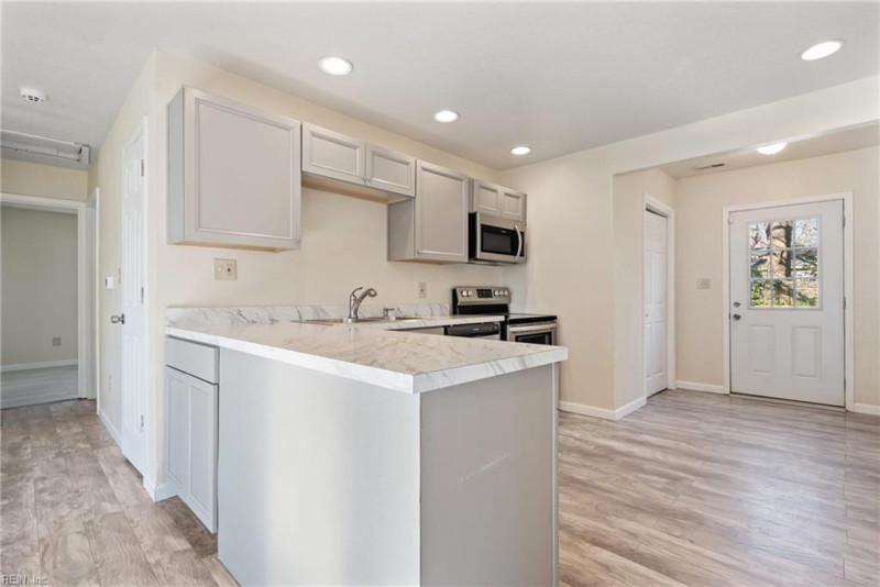 Photo 8 of 20 residential for sale in Hampton virginia