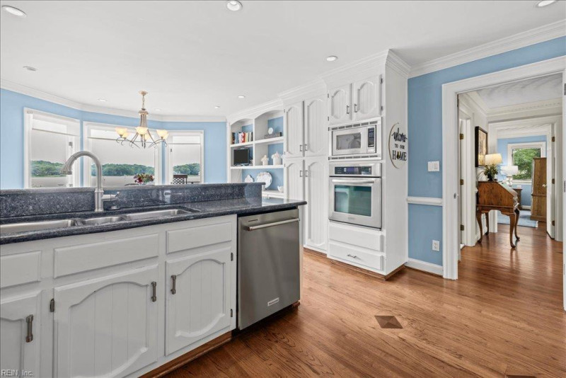 Photo 16 of 50 residential for sale in Virginia Beach virginia
