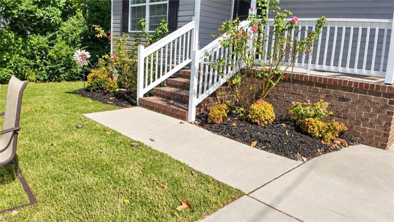 Photo 2 of 37 residential for sale in Portsmouth virginia