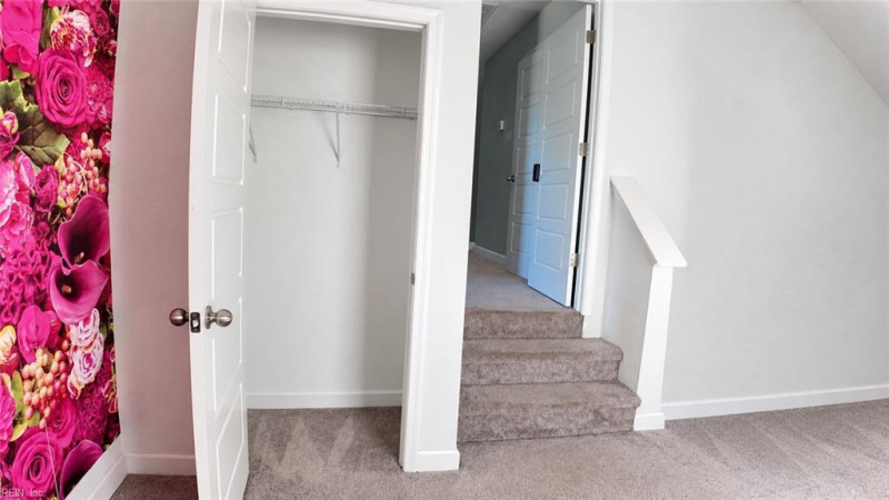 Photo 23 of 37 residential for sale in Portsmouth virginia