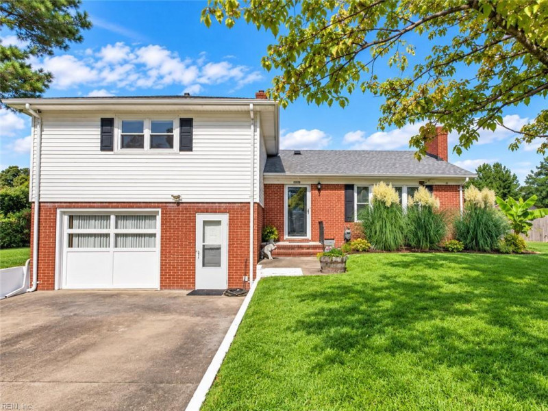 Photo 1 of 46 residential for sale in Portsmouth virginia