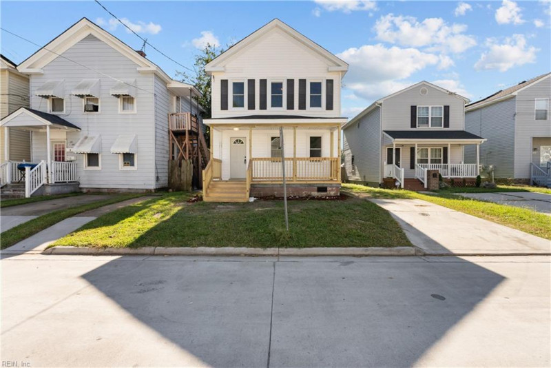 Photo 1 of 24 residential for sale in Chesapeake virginia