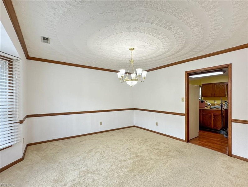 Photo 10 of 29 residential for sale in Virginia Beach virginia