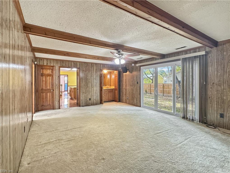 Photo 12 of 29 residential for sale in Virginia Beach virginia