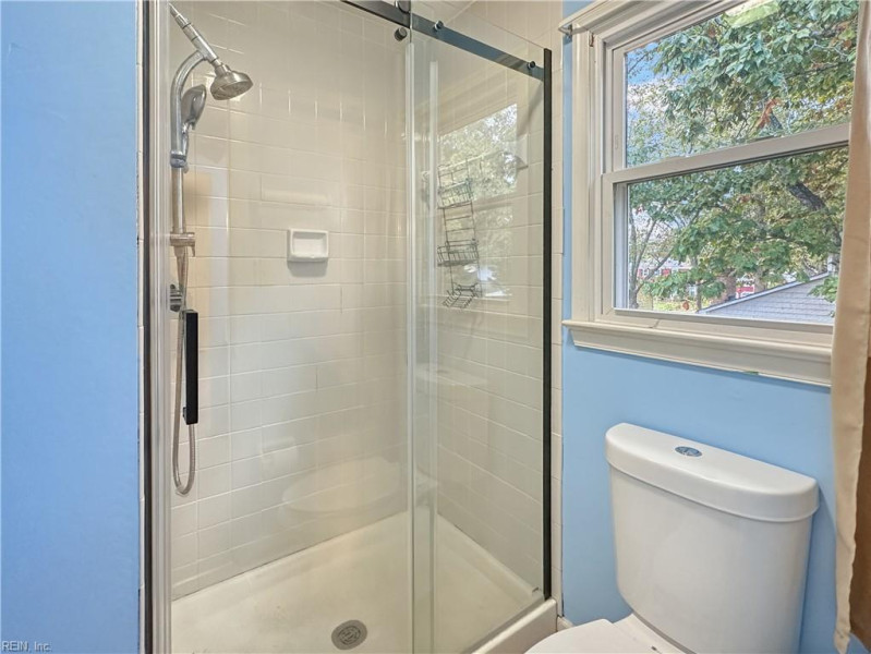 Photo 25 of 29 residential for sale in Virginia Beach virginia