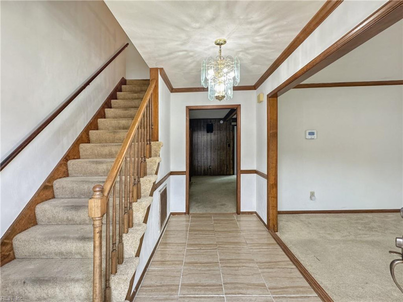 Photo 5 of 29 residential for sale in Virginia Beach virginia