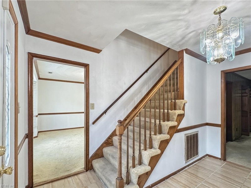 Photo 8 of 29 residential for sale in Virginia Beach virginia