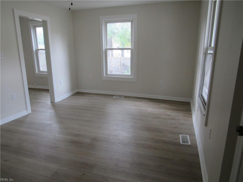 Photo 5 of 32 residential for sale in Norfolk virginia Photo 5 of 32 residential for sale in Norfolk virginia