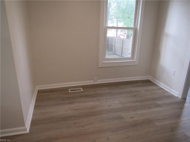 Photo 6 of 32 residential for sale in Norfolk virginia Photo 6 of 32 residential for sale in Norfolk virginia