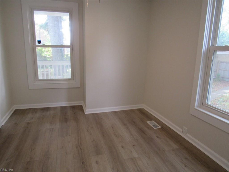 Photo 7 of 32 residential for sale in Norfolk virginia Photo 7 of 32 residential for sale in Norfolk virginia