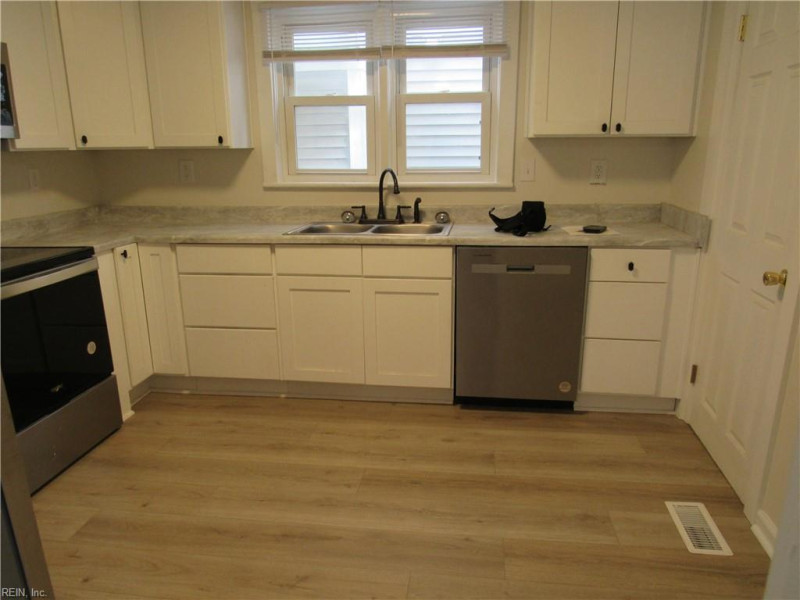 Photo 8 of 32 residential for sale in Norfolk virginia Photo 8 of 32 residential for sale in Norfolk virginia