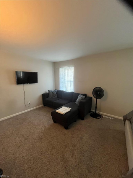Photo 19 of 28 residential for sale in Chesapeake virginia