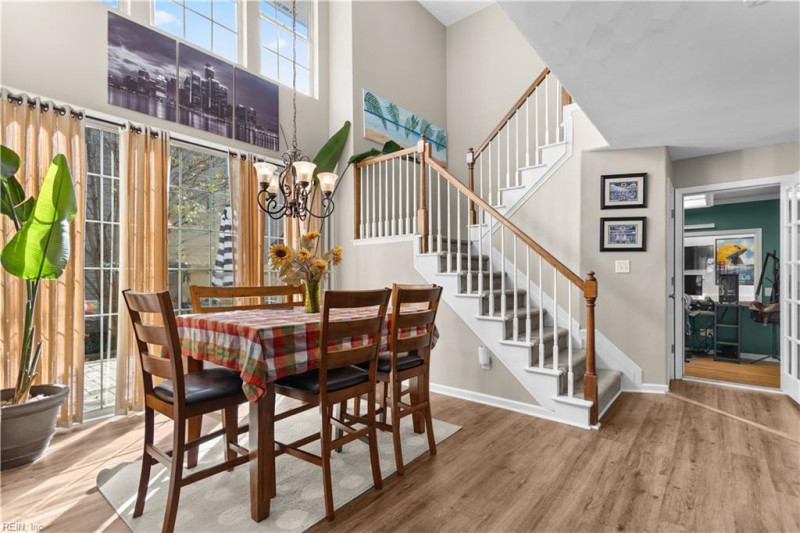 Photo 10 of 50 residential for sale in Chesapeake virginia