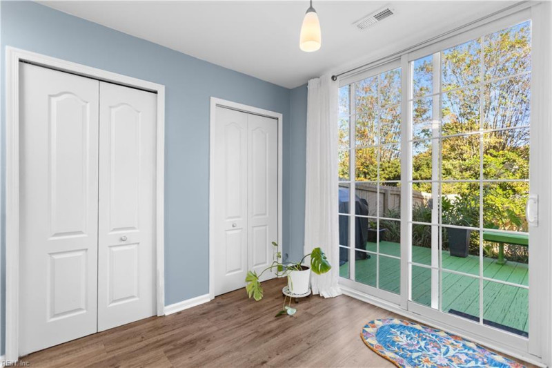 Photo 16 of 50 residential for sale in Chesapeake virginia