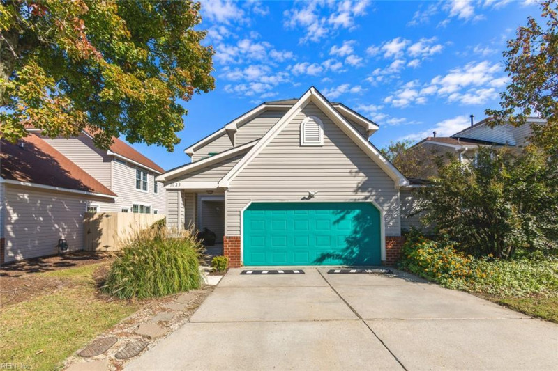 Photo 2 of 50 residential for sale in Chesapeake virginia