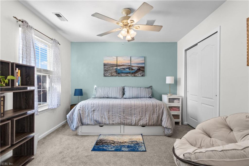 Photo 26 of 50 residential for sale in Chesapeake virginia