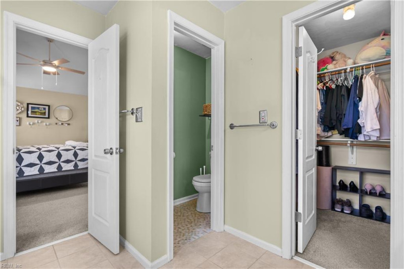 Photo 36 of 50 residential for sale in Chesapeake virginia