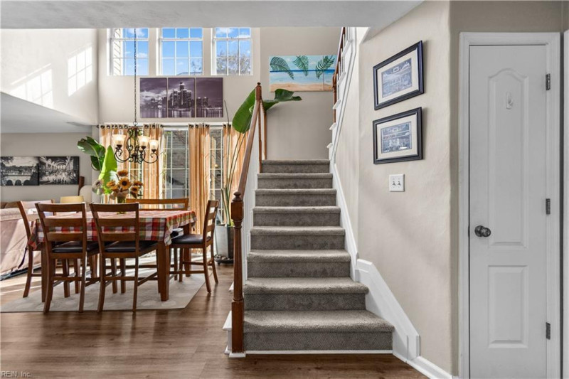 Photo 8 of 50 residential for sale in Chesapeake virginia