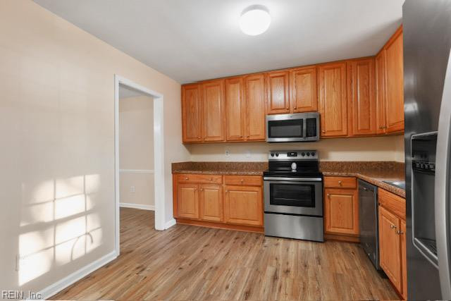 Photo 4 of 8 residential for sale in Newport News virginia