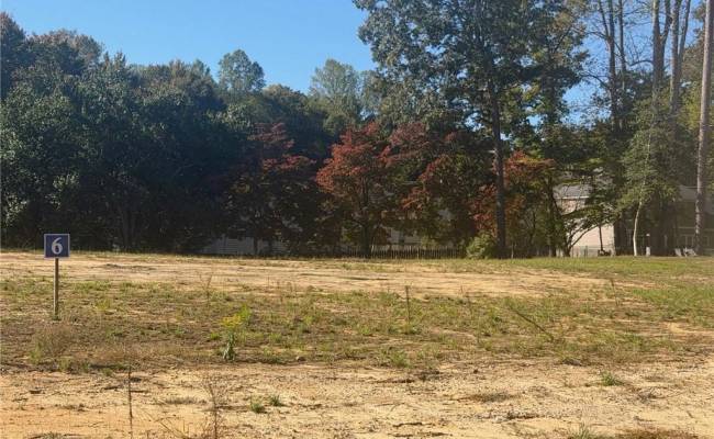 5341 Ridgewood Hills Drive, James City County, VA 23188