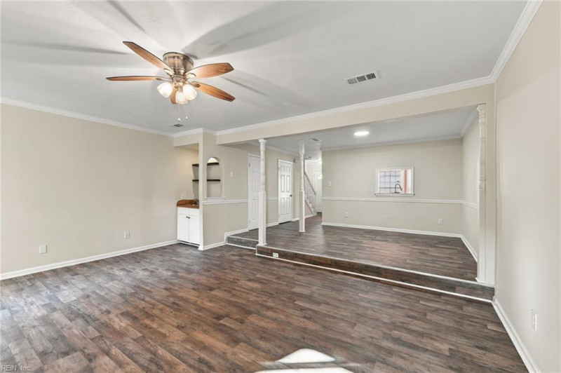 Photo 10 of 37 residential for sale in Virginia Beach virginia