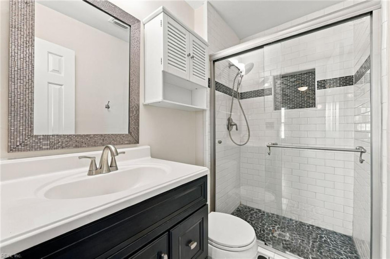 Photo 19 of 37 residential for sale in Virginia Beach virginia