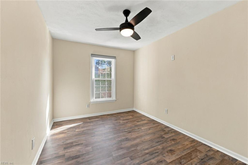 Photo 25 of 37 residential for sale in Virginia Beach virginia