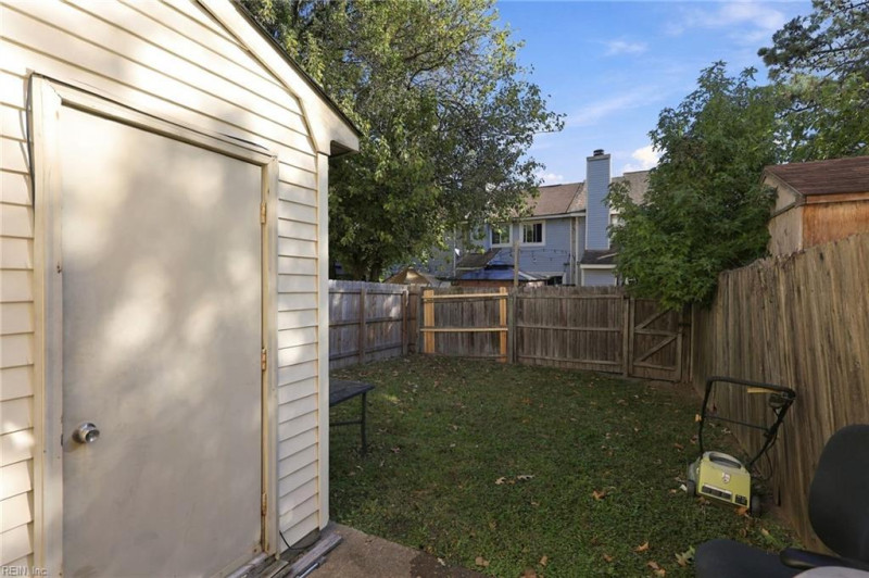 Photo 31 of 37 residential for sale in Virginia Beach virginia
